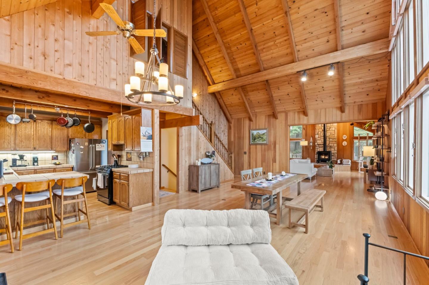 12351 Indian Rock Way