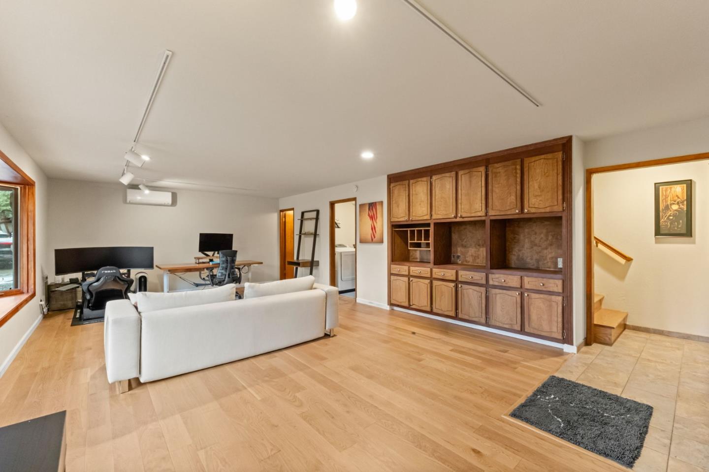 12351 Indian Rock Way