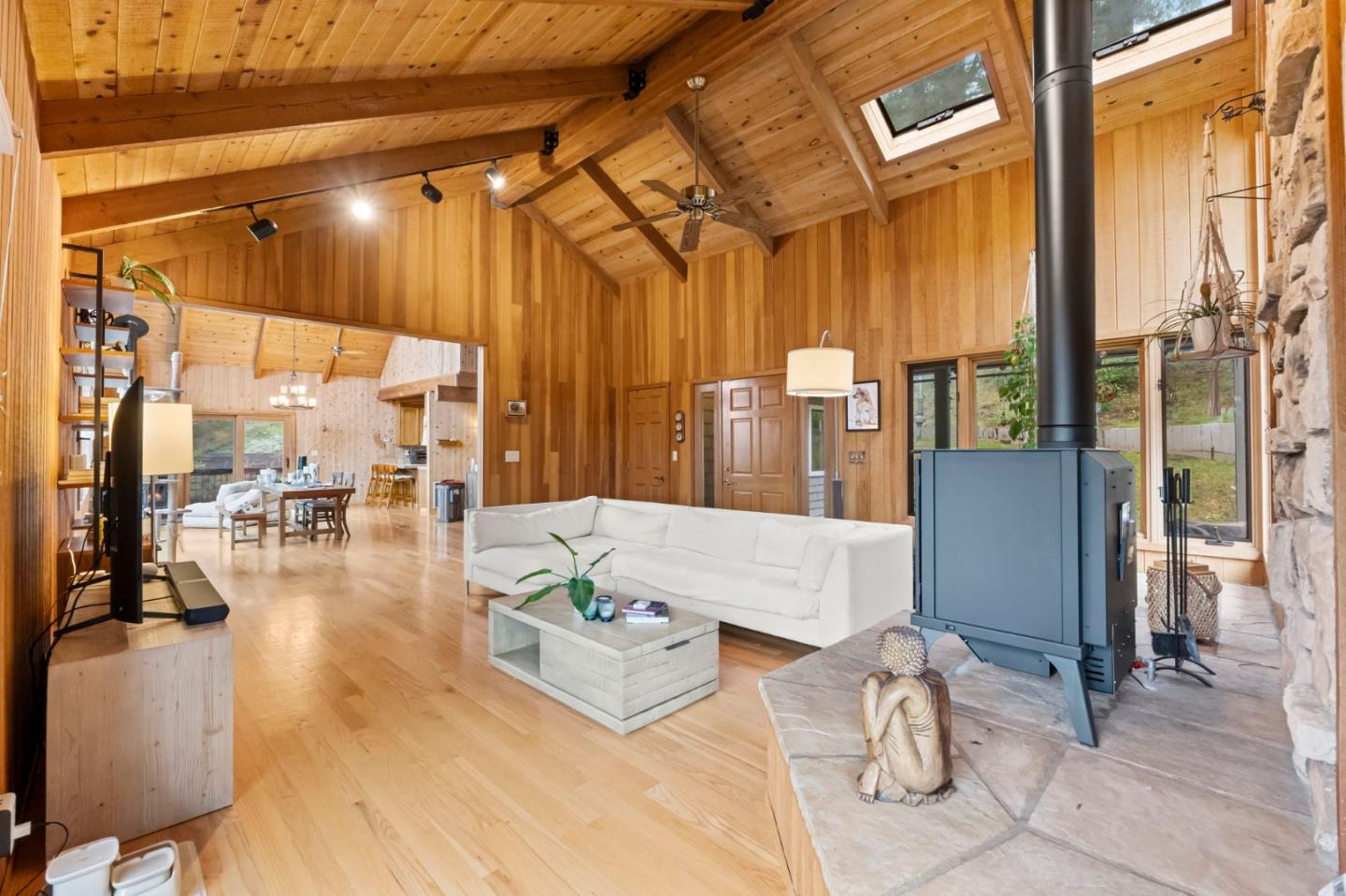 12351 Indian Rock Way