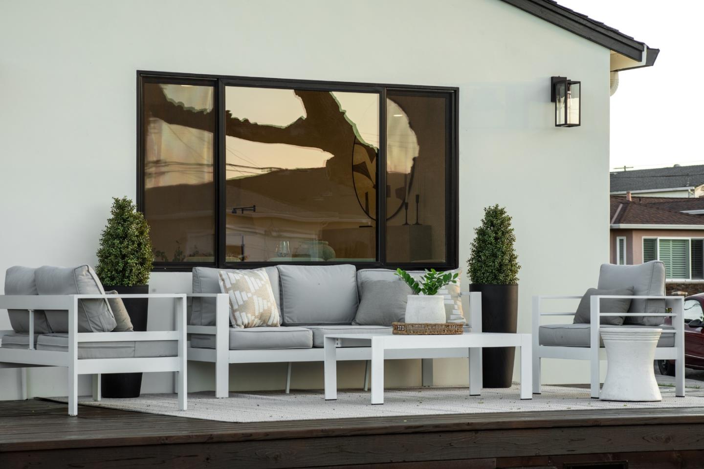 1991 Santa Inez Court