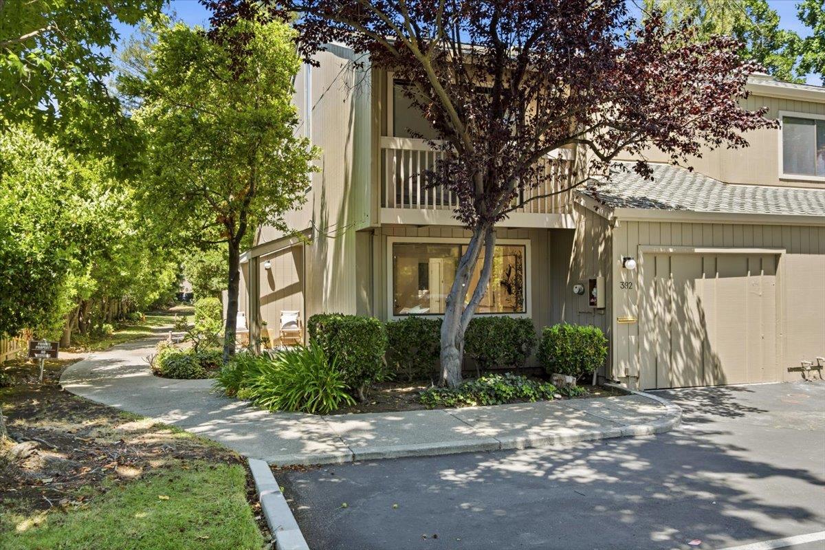 392 N Whisman RD