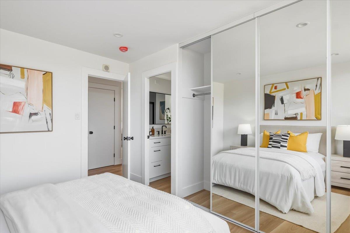 1000 North Point ST 201