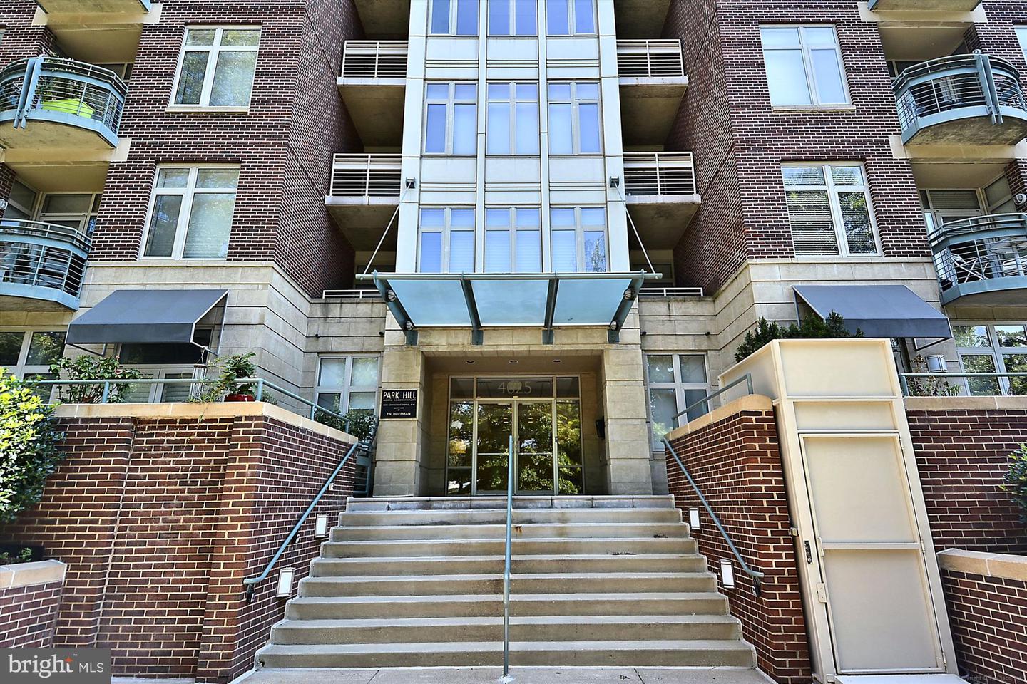 4025 Connecticut Ave NW #303