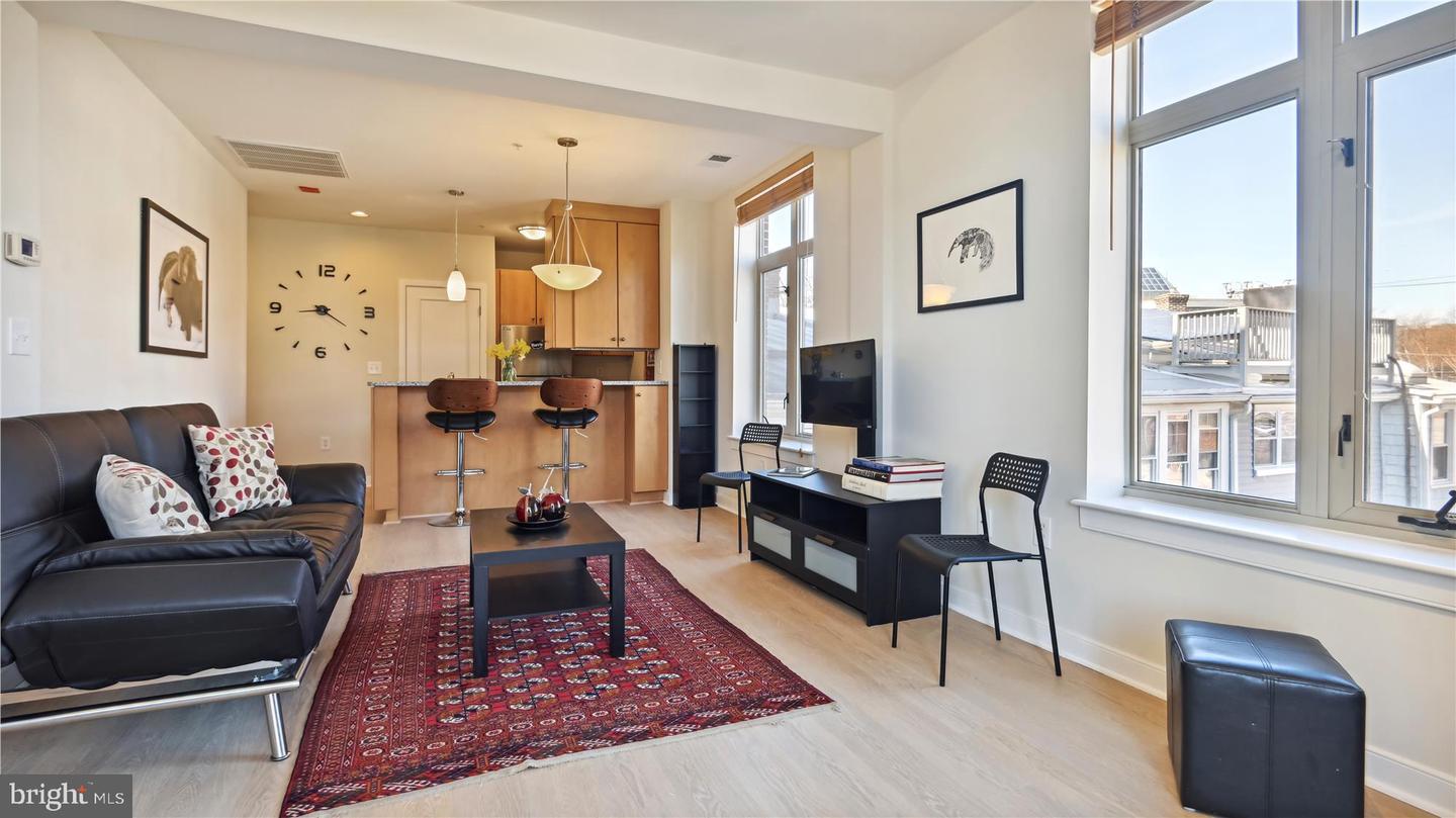 4025 Connecticut Ave NW #303