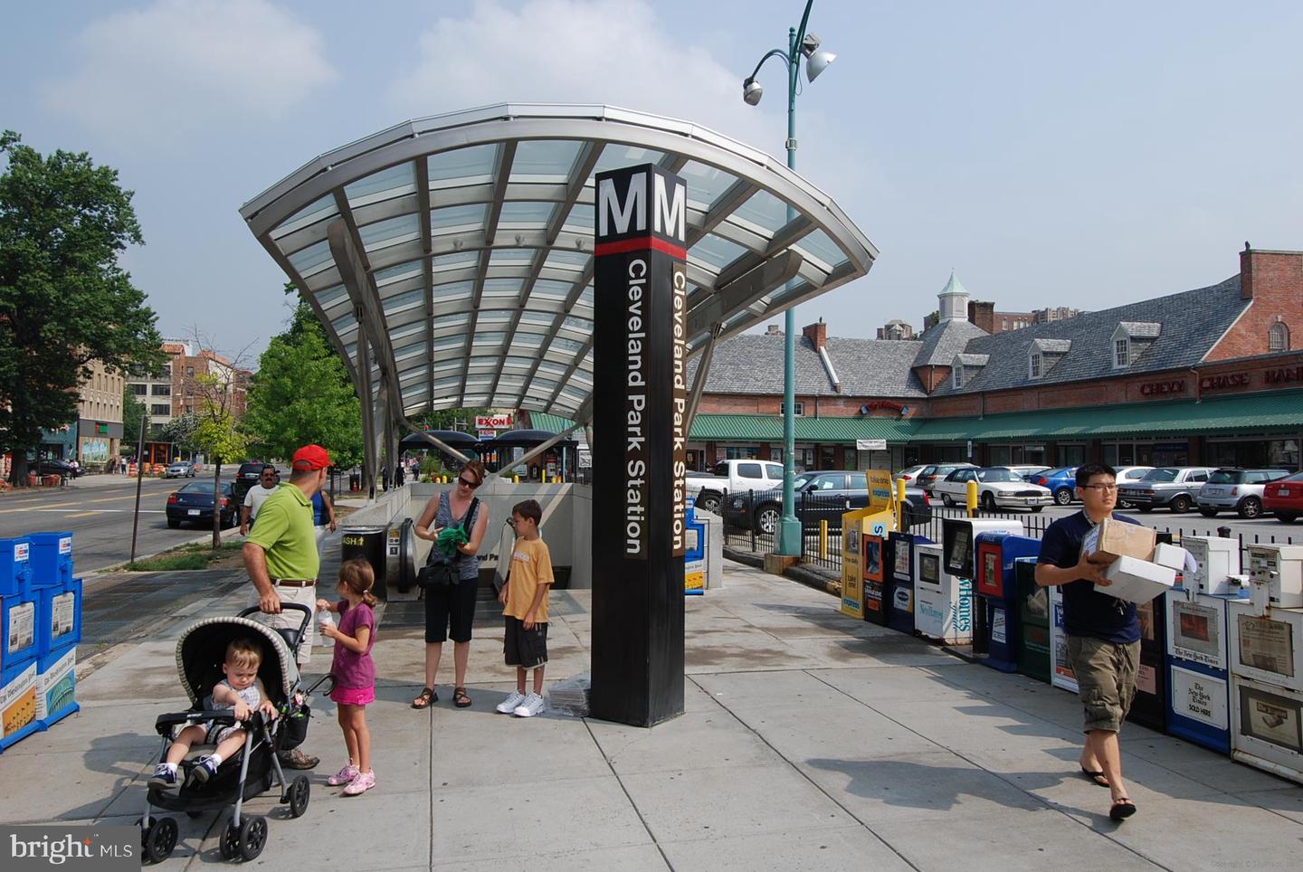 4025 Connecticut Ave NW #303