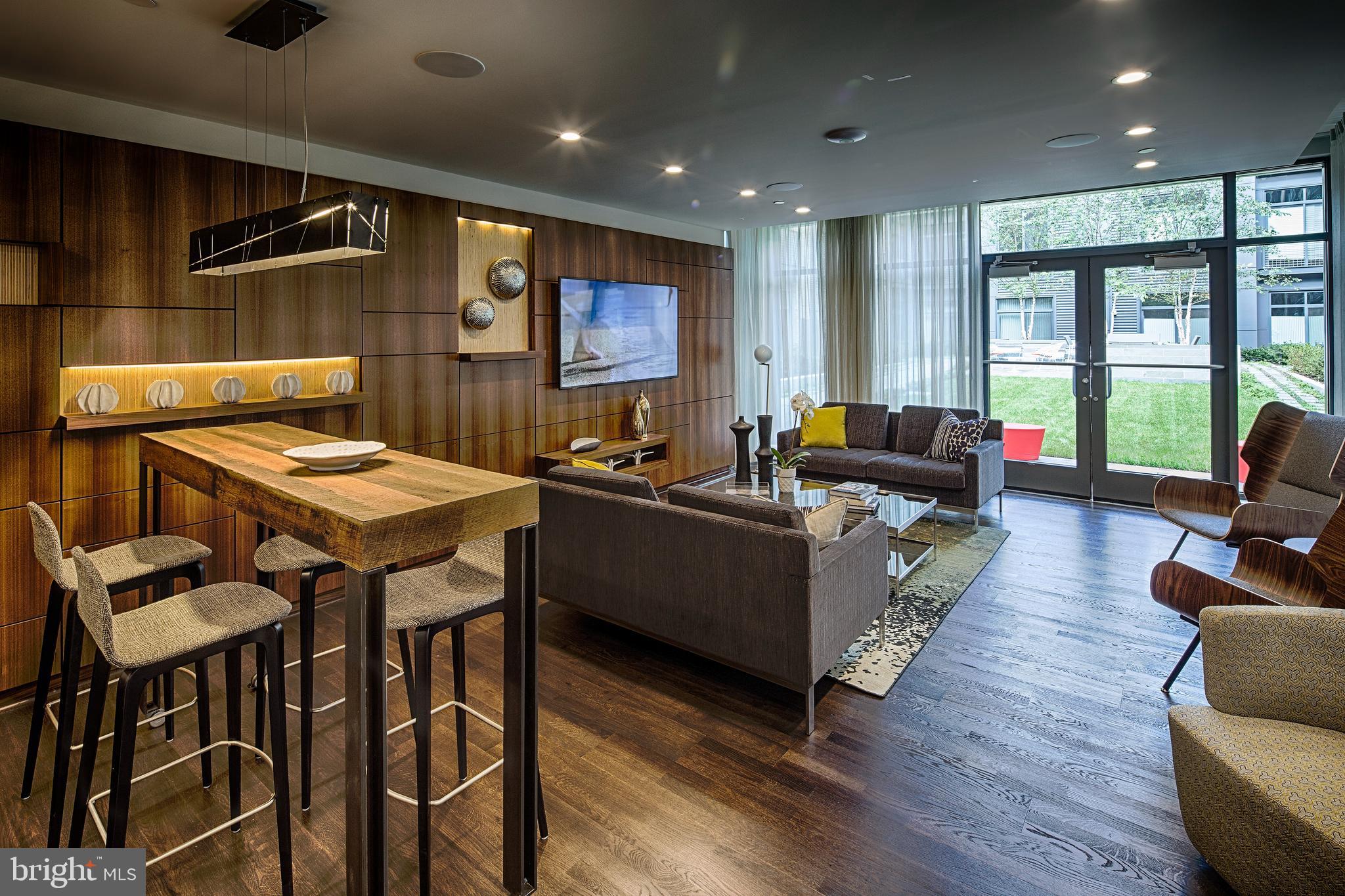 525 WATER ST SW #330