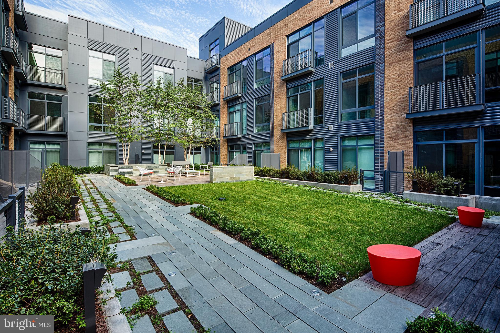 525 WATER ST SW #330