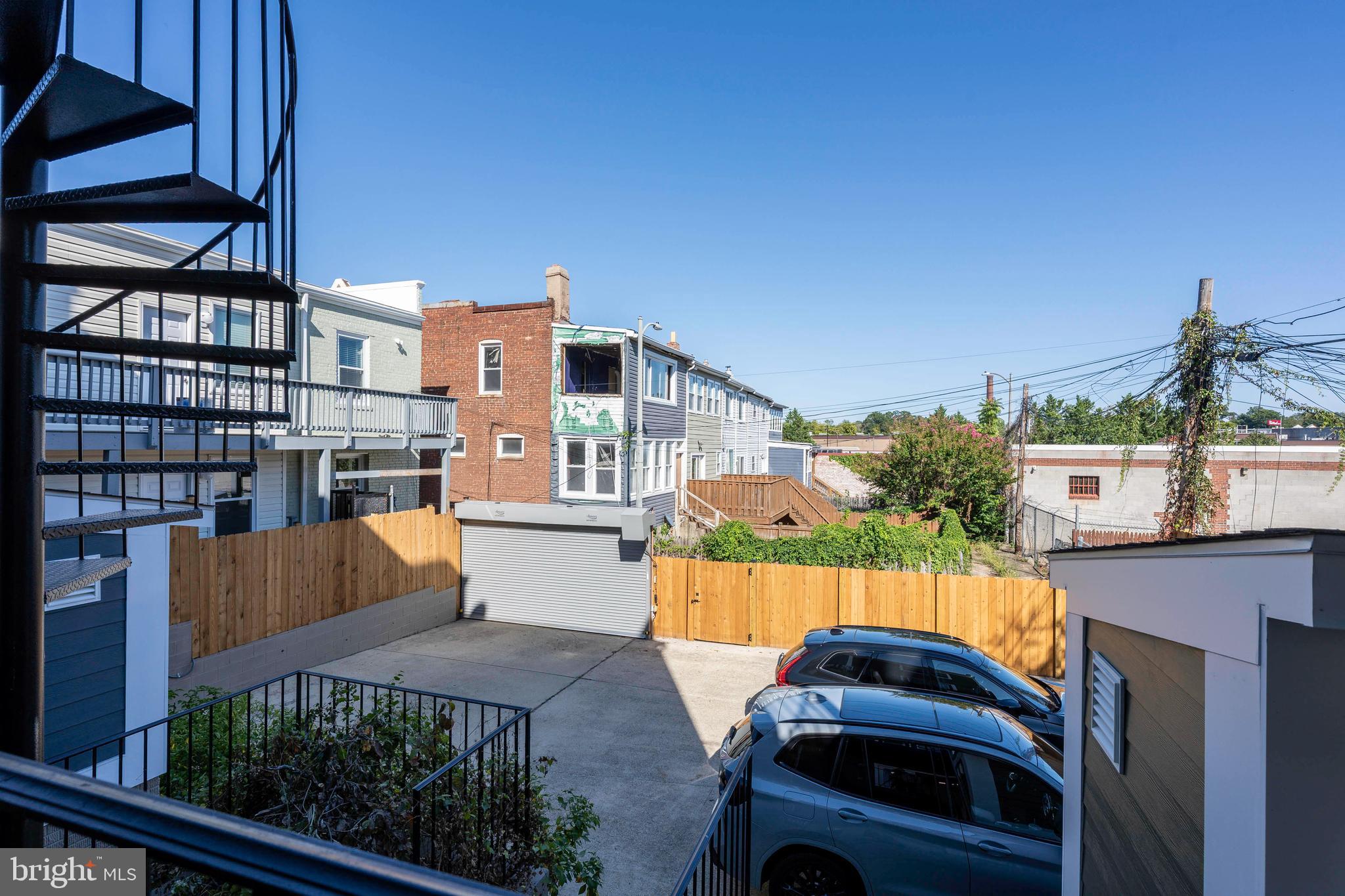 1809 3RD STREET NE 1