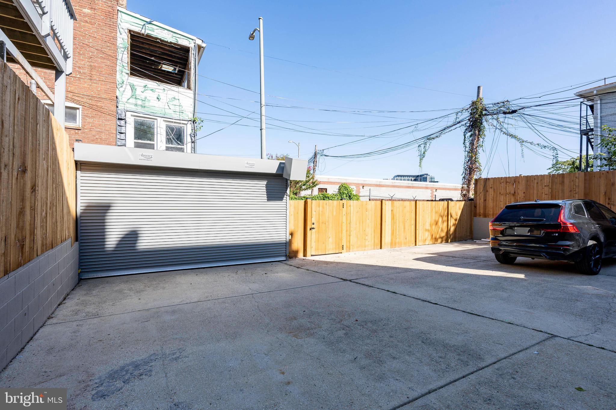 1809 3RD STREET NE 1