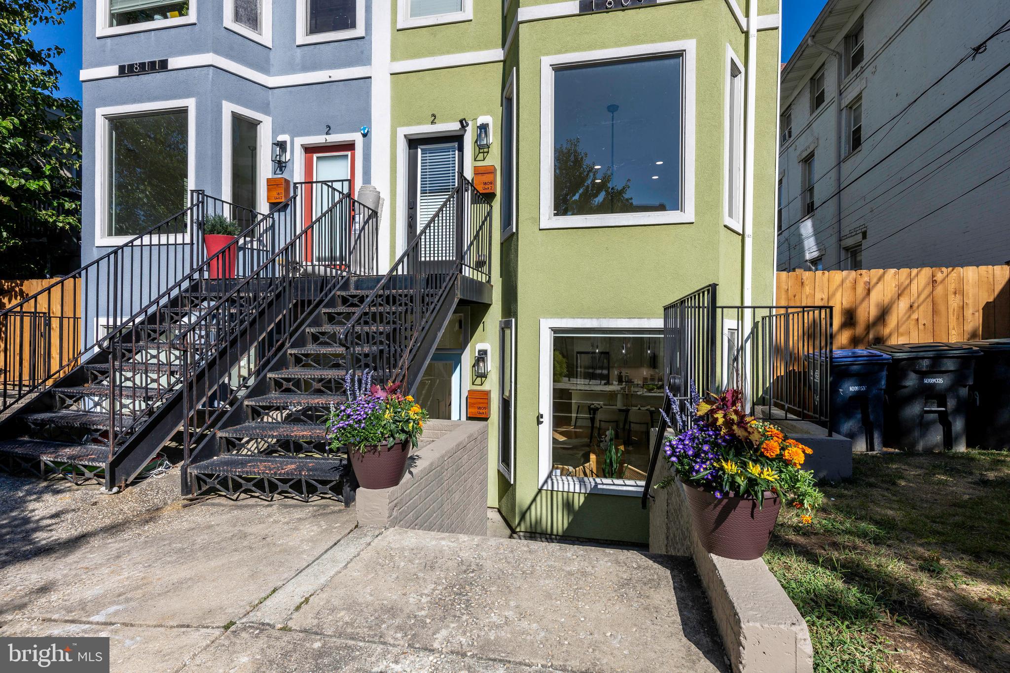 1809 3RD STREET NE 1