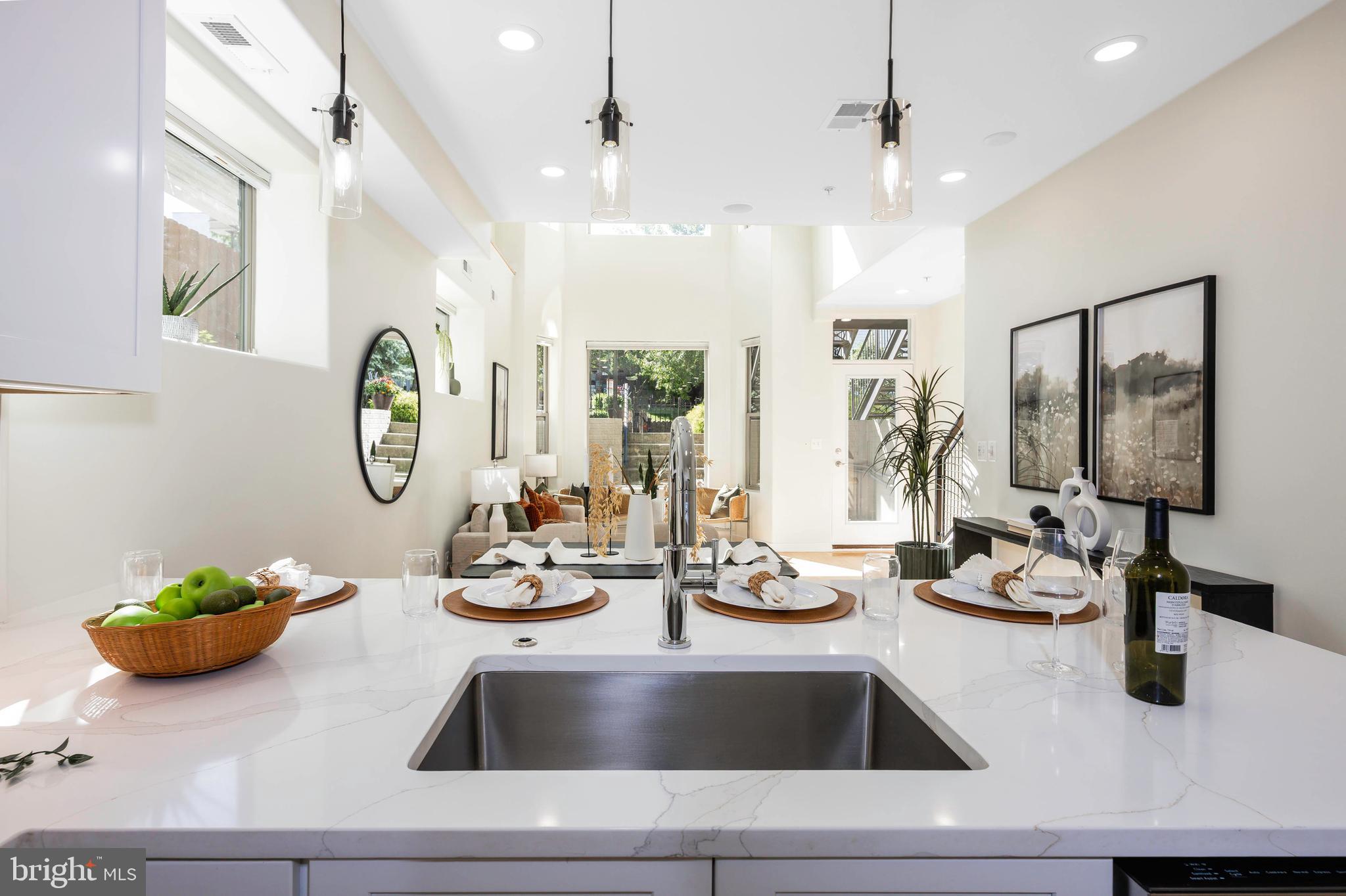 1809 3RD STREET NE 1