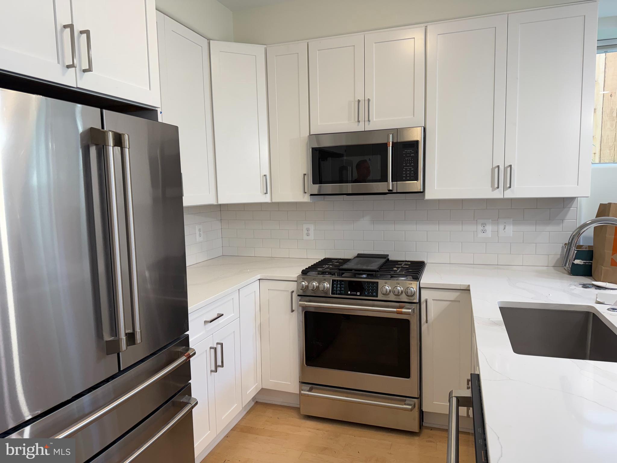 1809 3RD STREET NE 1