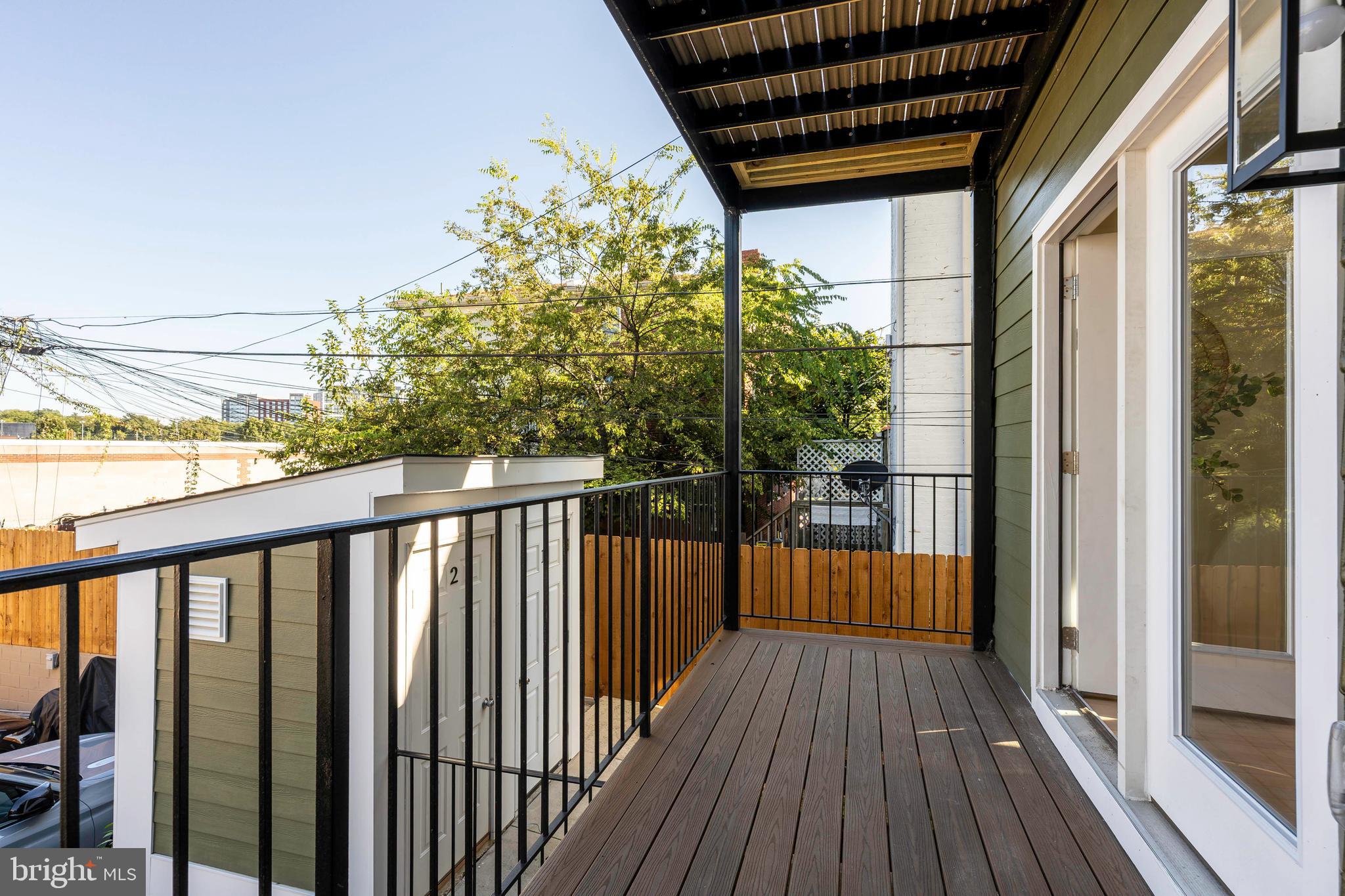 1809 3RD STREET NE 1