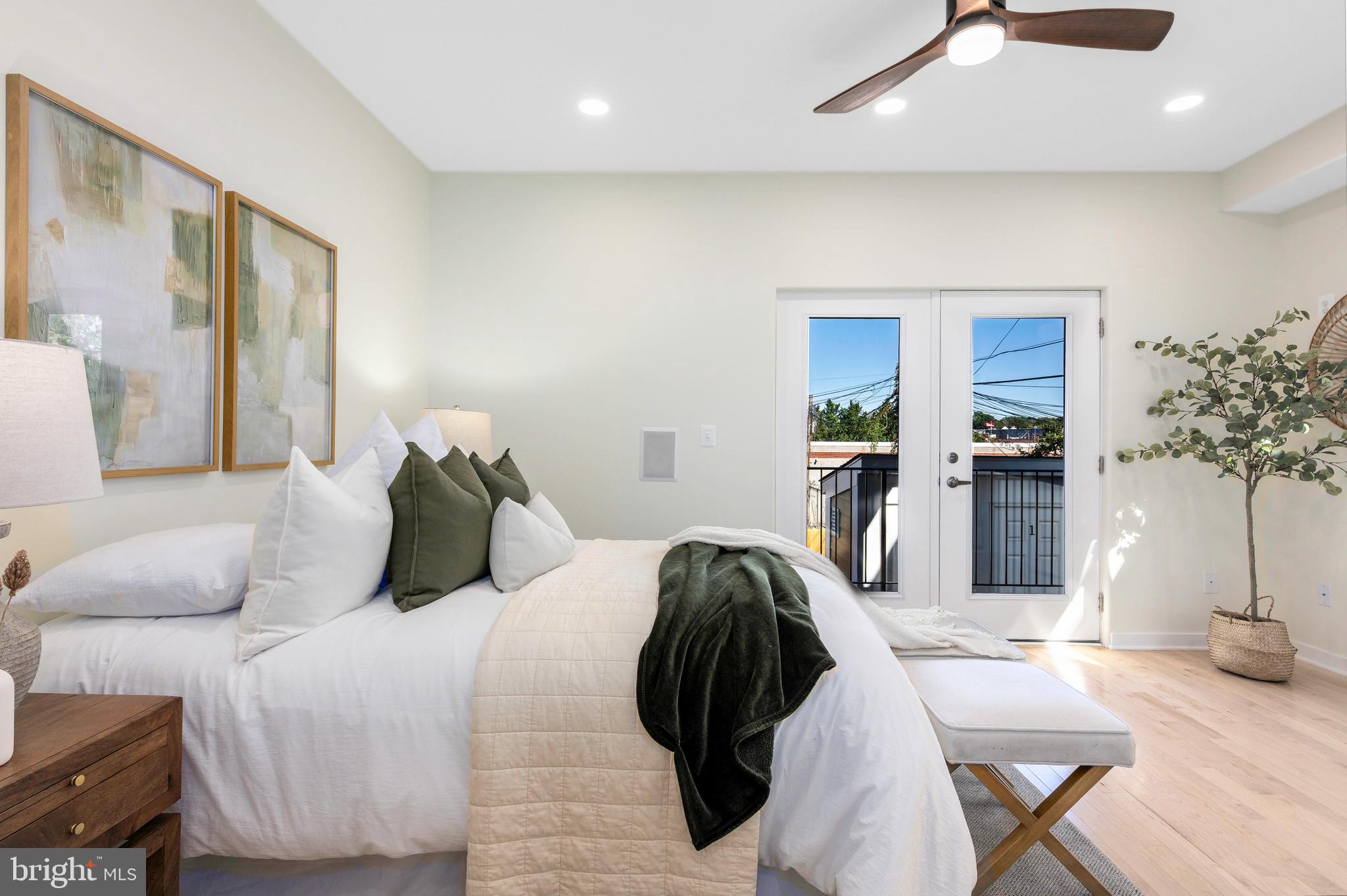 1809 3RD STREET NE 1