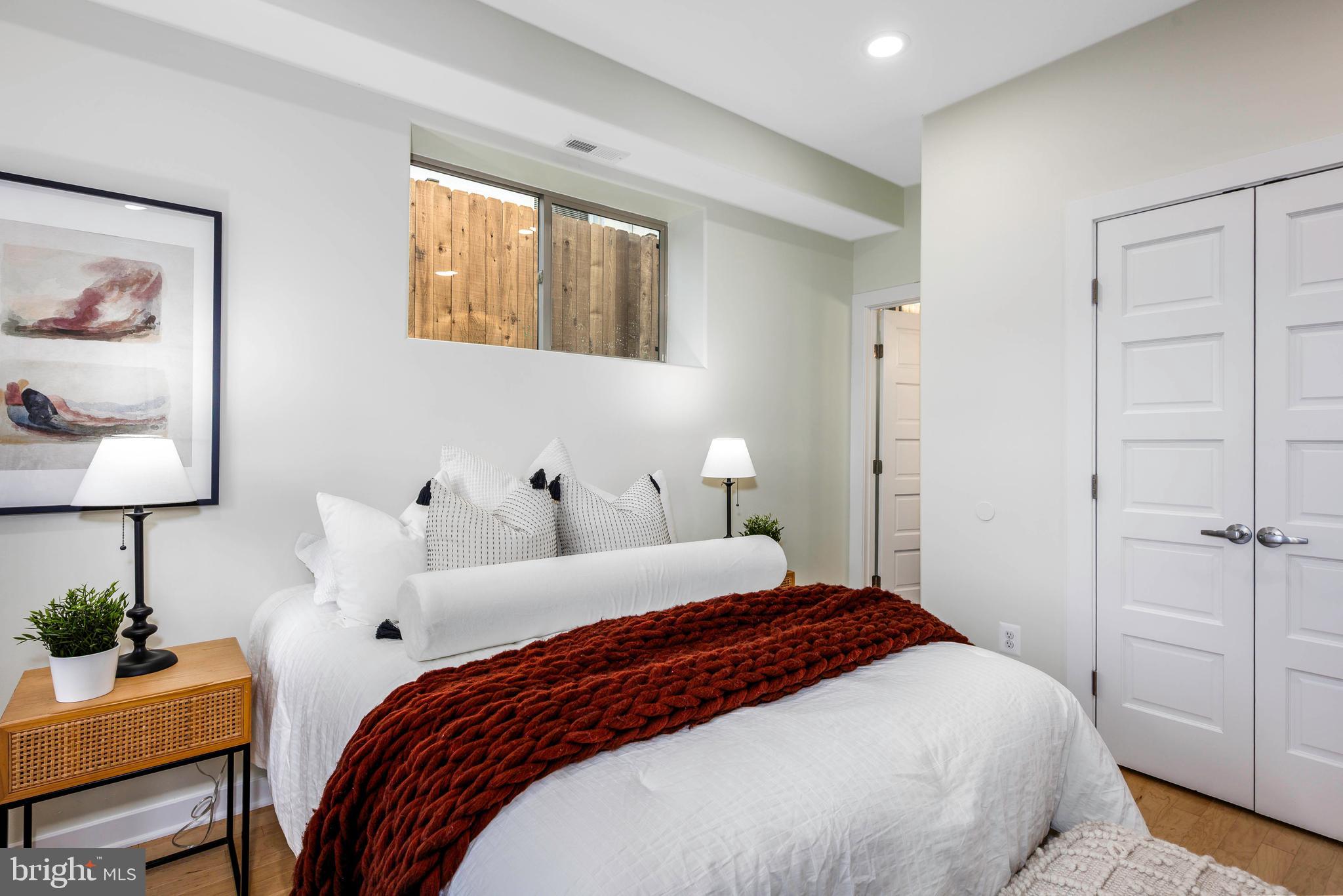 1809 3RD STREET NE 1