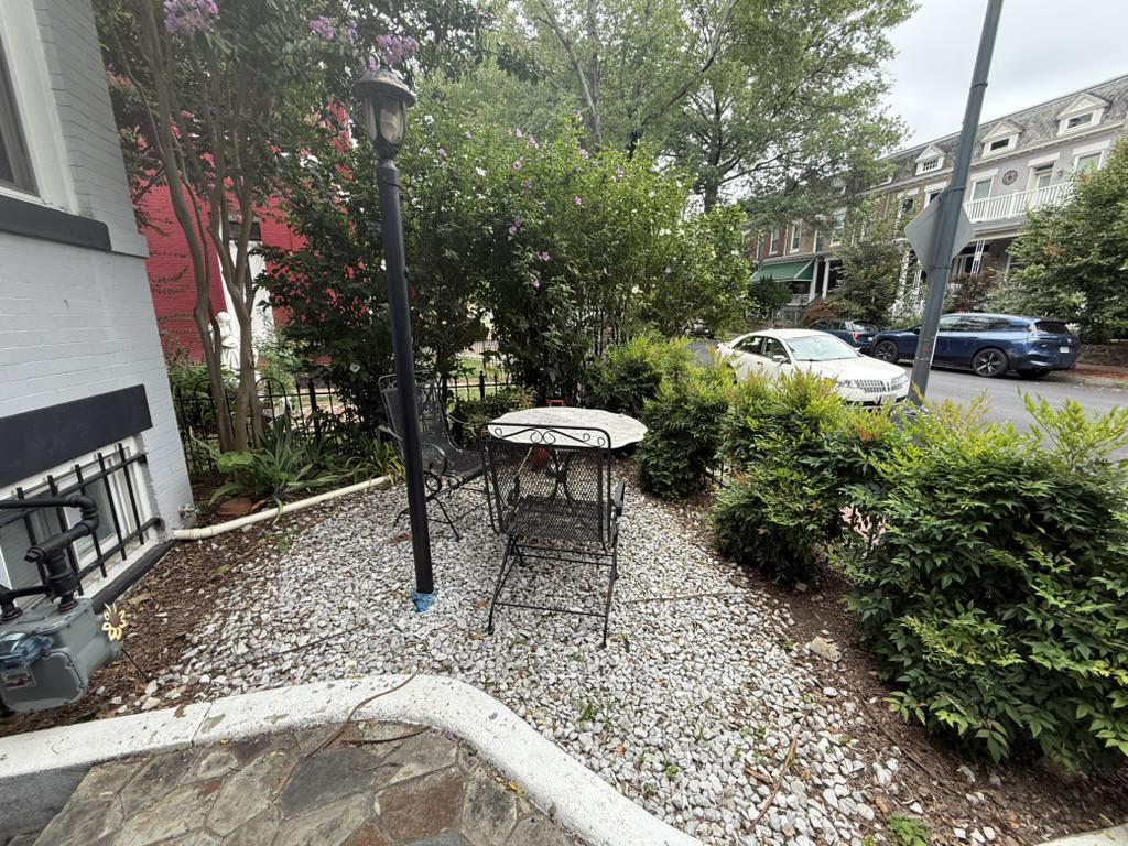 908 11TH STREET NE Unit: A