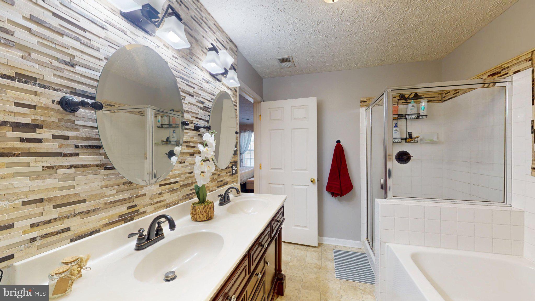 1614 BRIARVIEW COURT 59