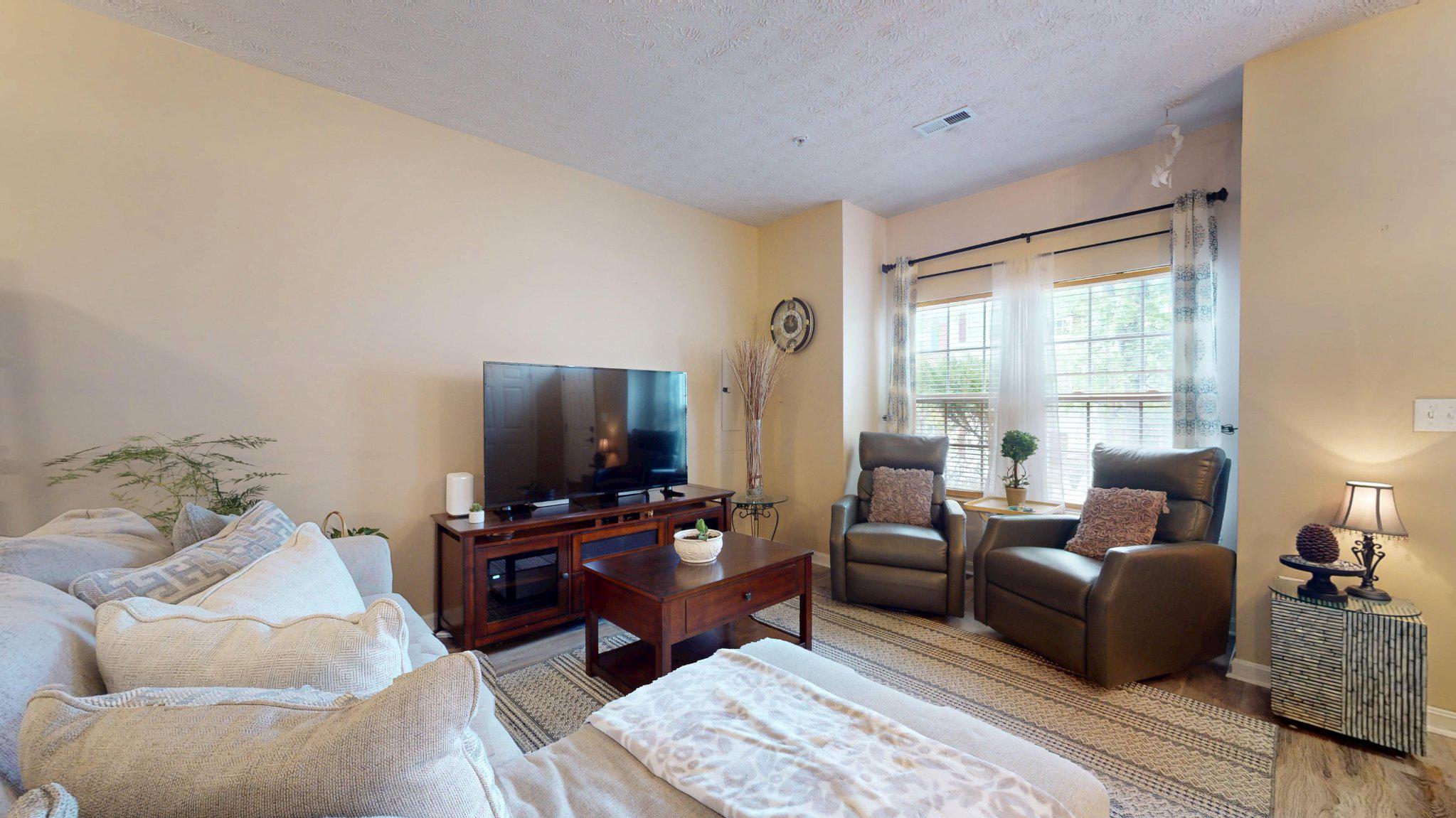 1614 BRIARVIEW COURT 59