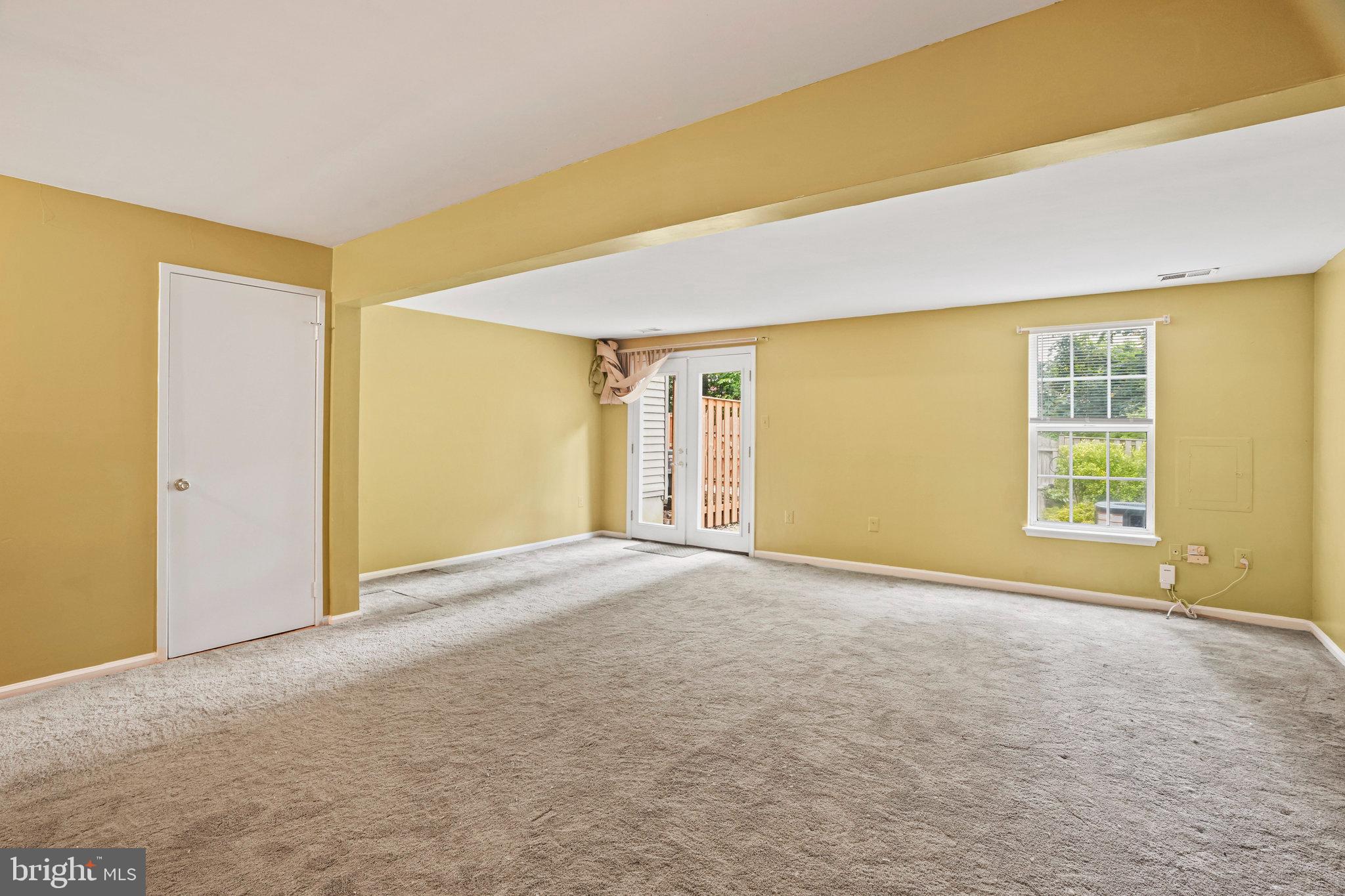 12881 Climbing Ivy Dr