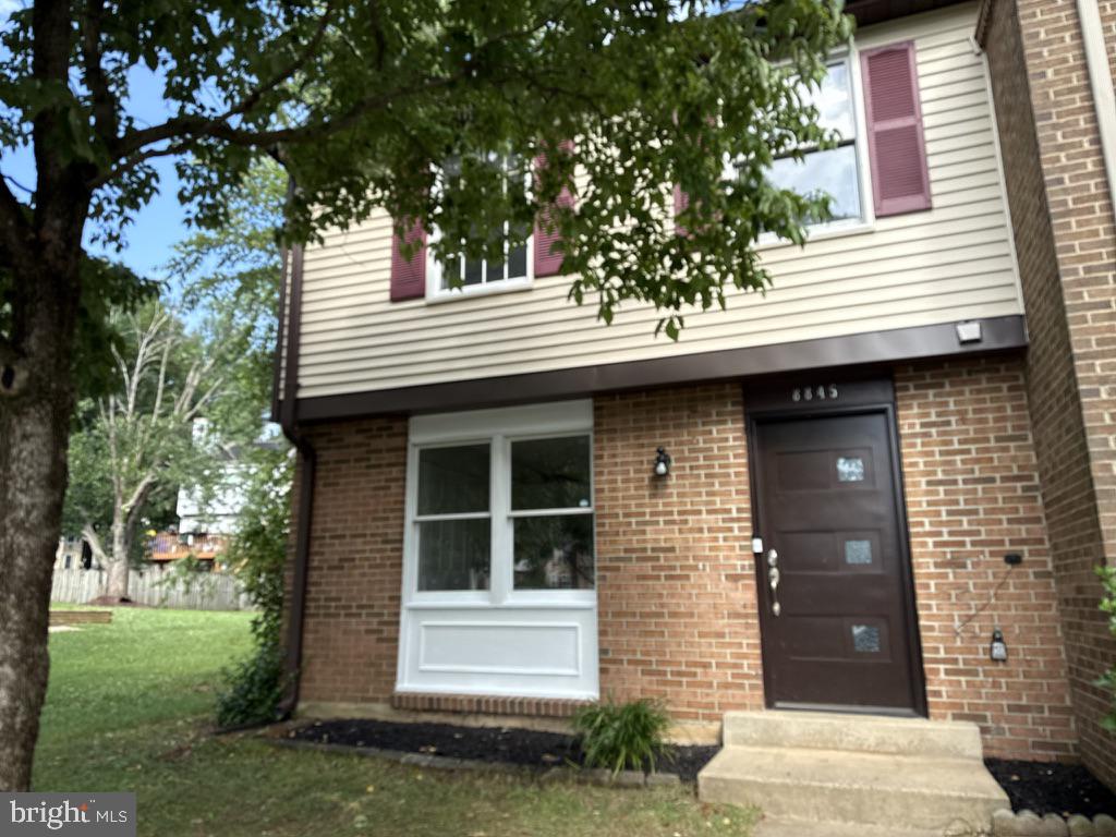 8845 Cross Country Pl