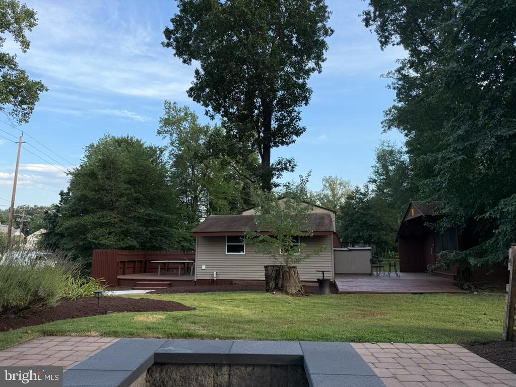 11022 Cherry Hill Rd