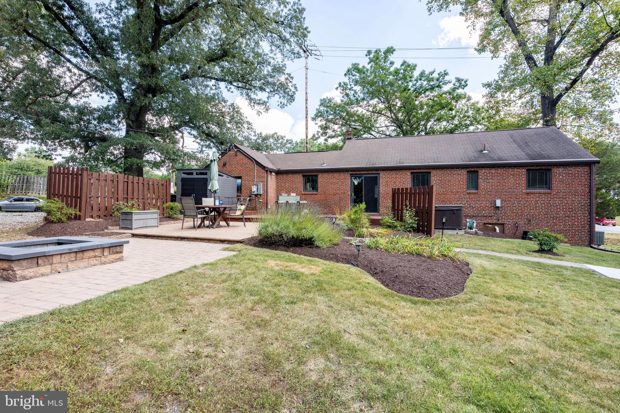 11022 Cherry Hill Rd