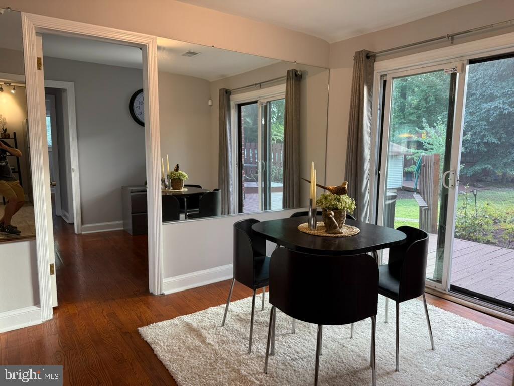 11022 Cherry Hill Rd