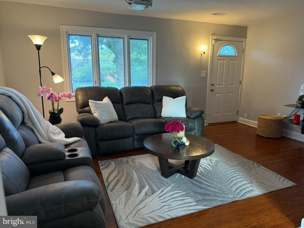 11022 Cherry Hill Rd