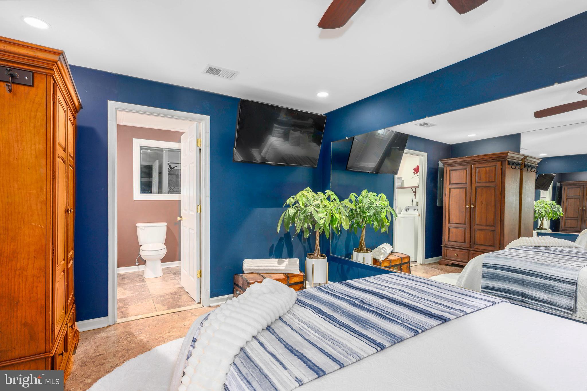 11022 Cherry Hill Rd