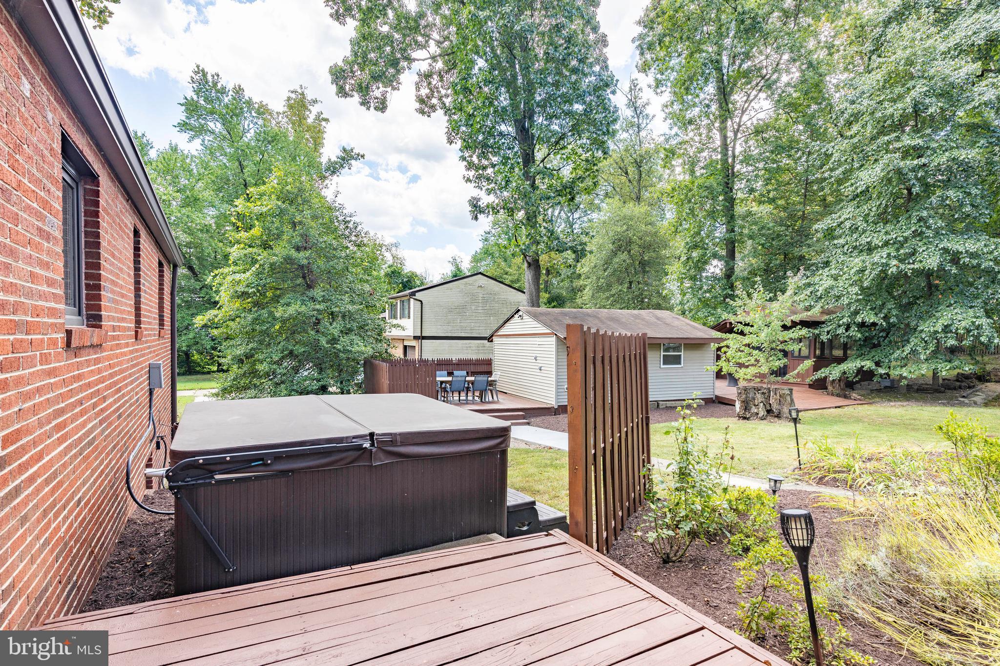 11022 Cherry Hill Rd