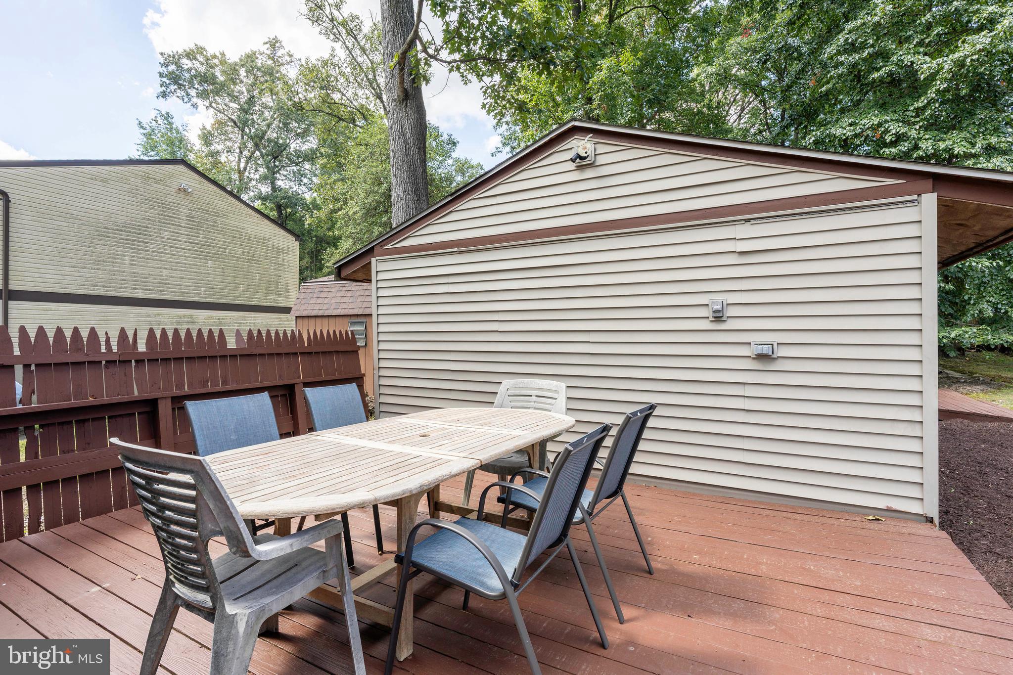 11022 Cherry Hill Rd