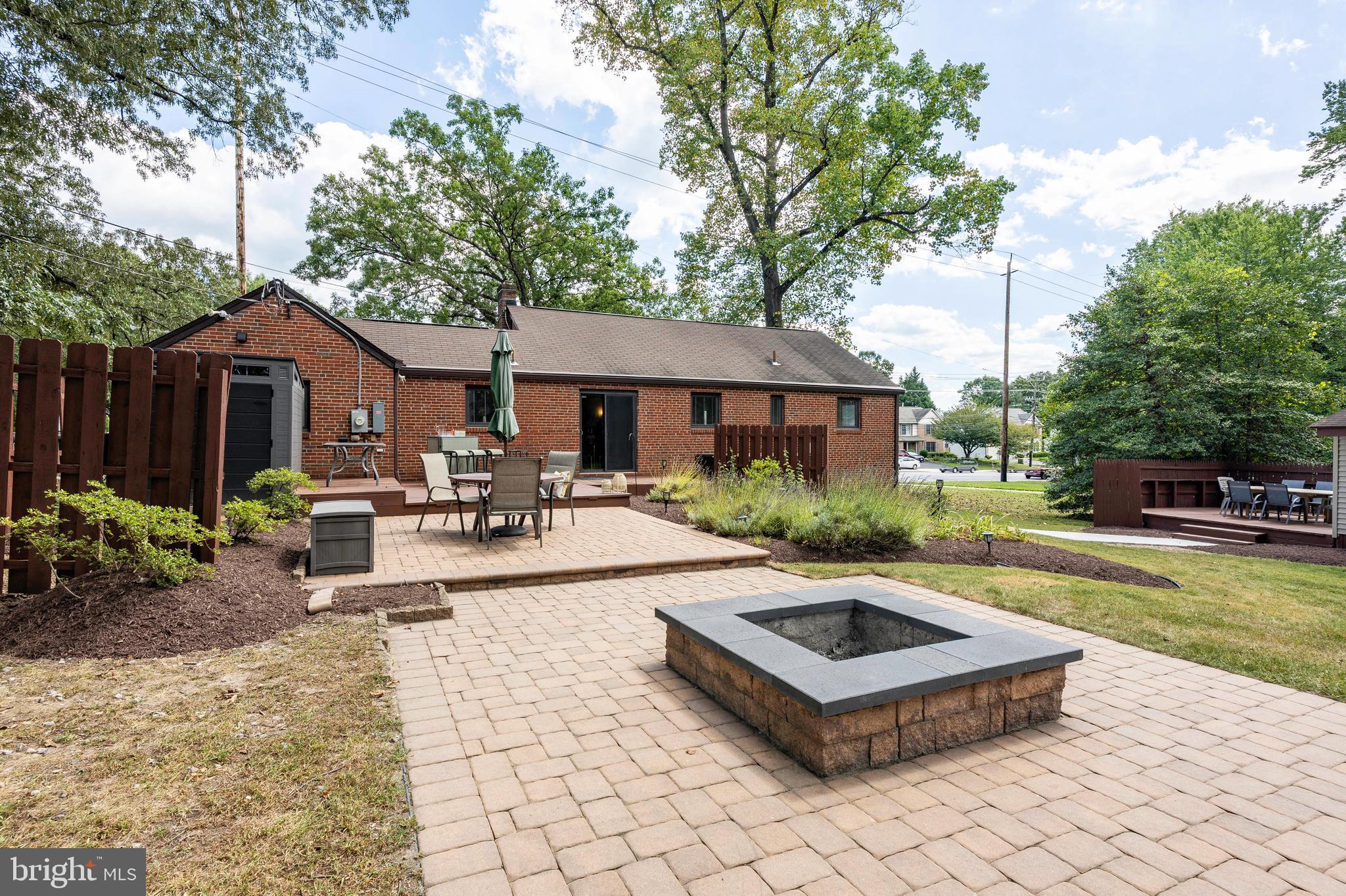 11022 Cherry Hill Rd