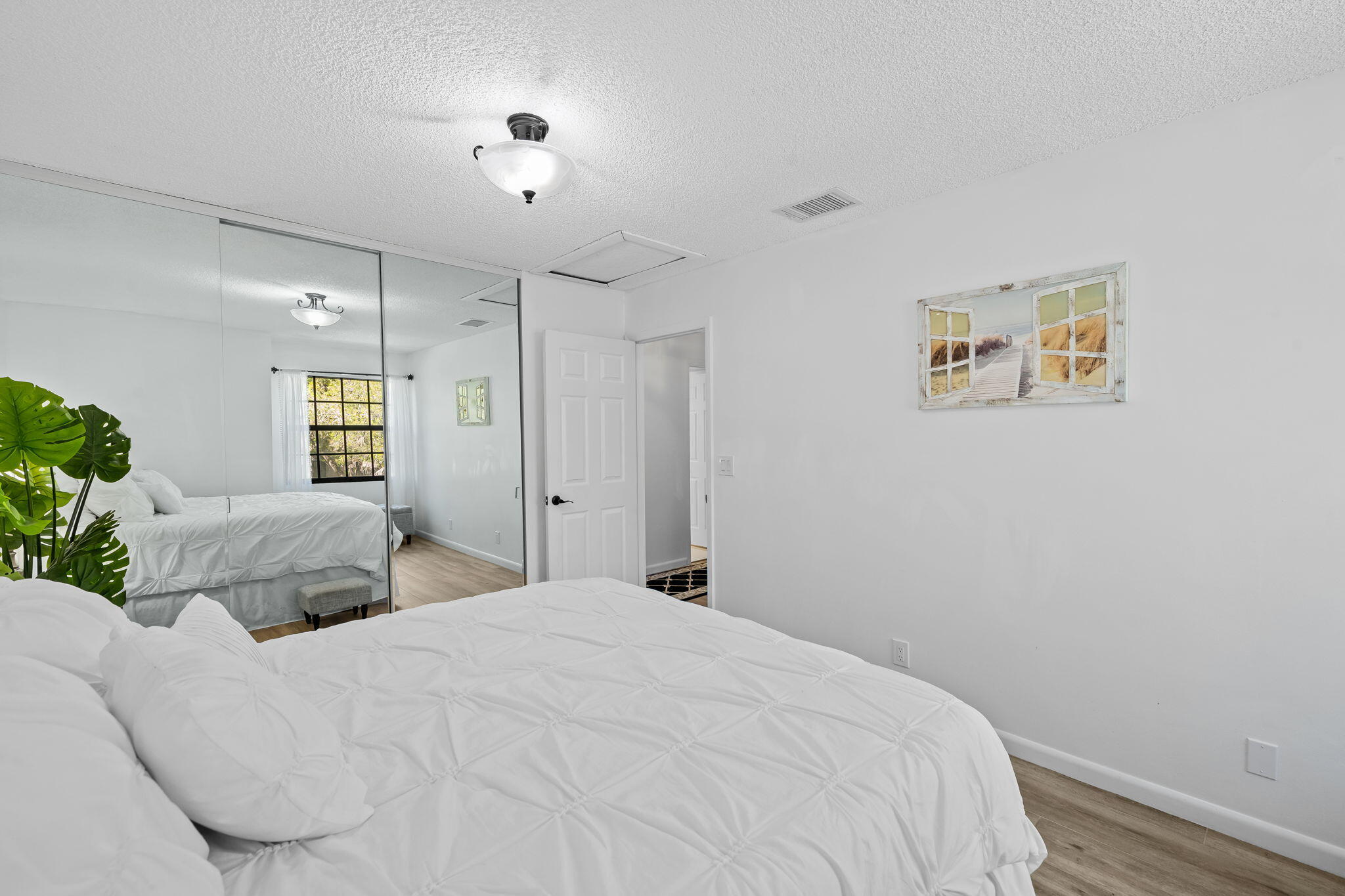 10320 NW 15th St Street