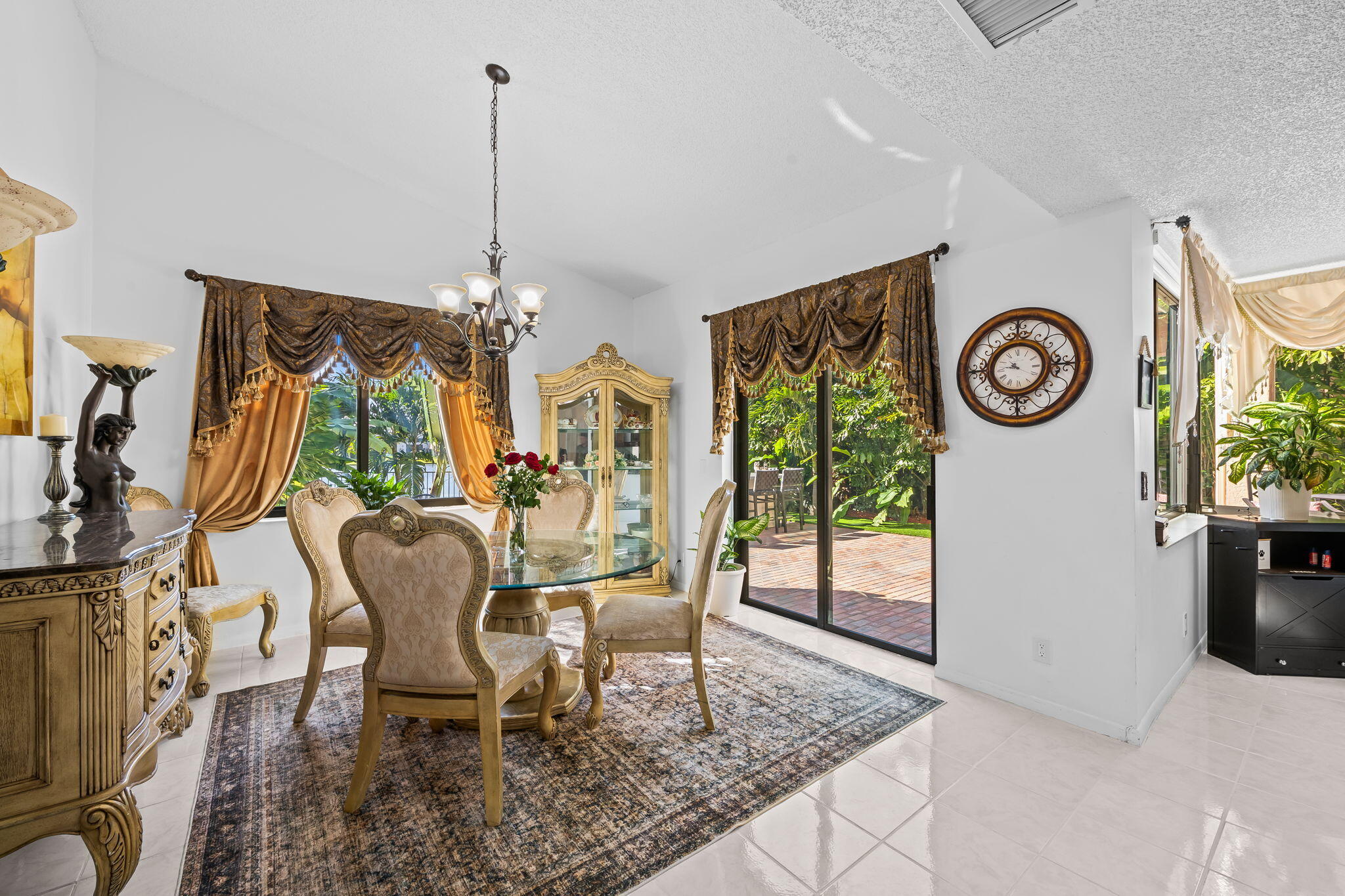 10320 NW 15th St Street