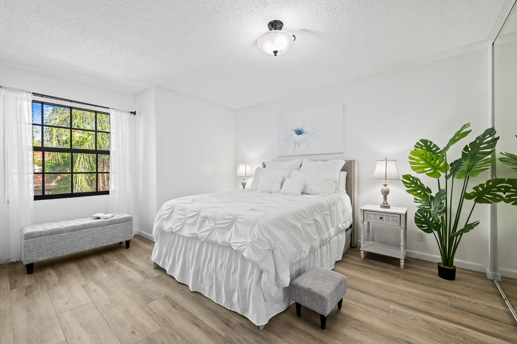 10320 NW 15th St Street