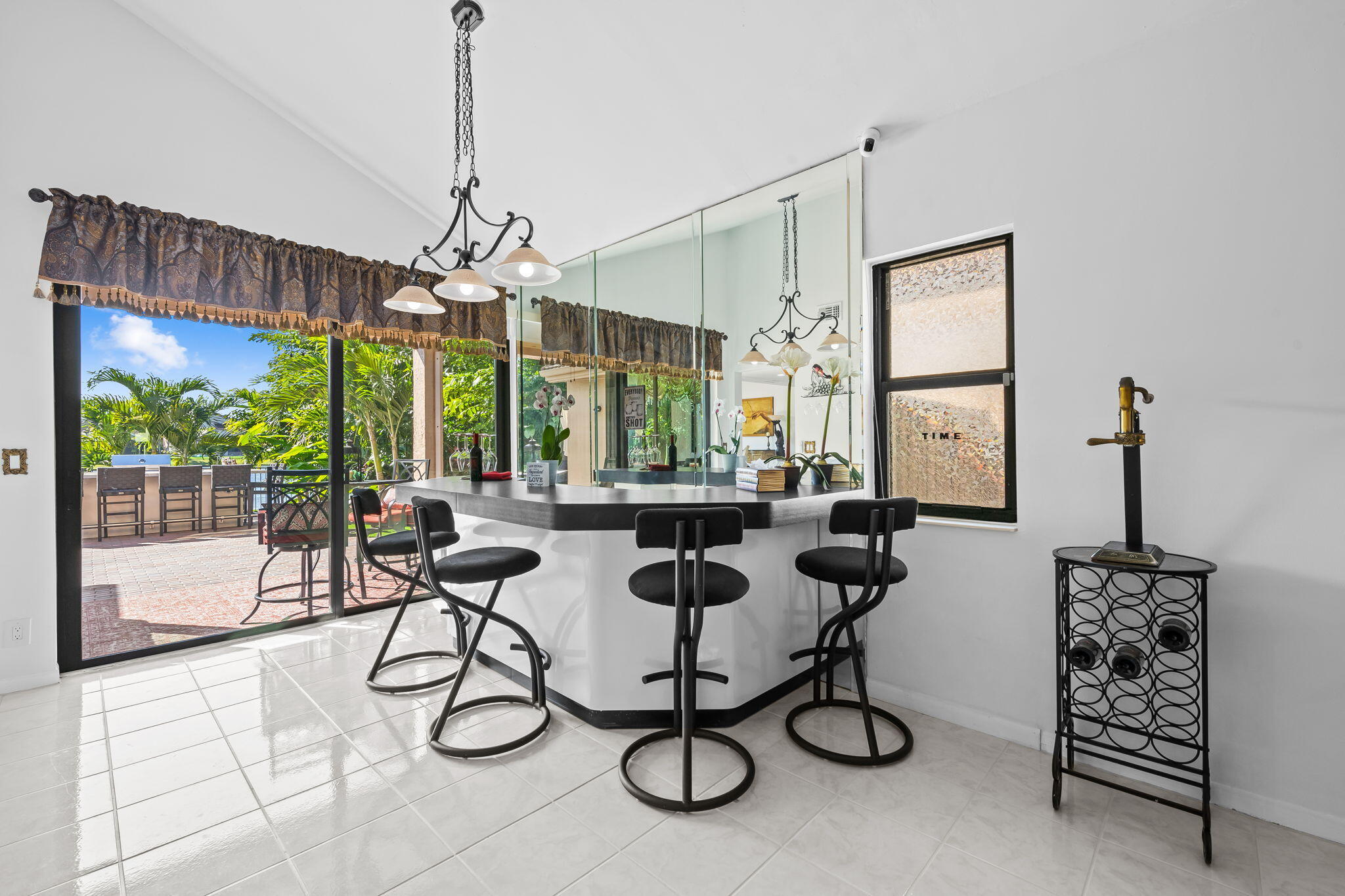 10320 NW 15th St Street