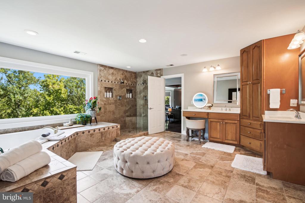 1409 Wynhurst Ln