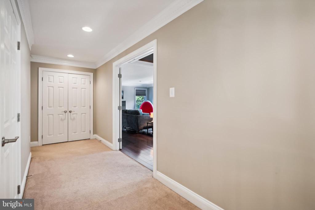 1409 Wynhurst Ln