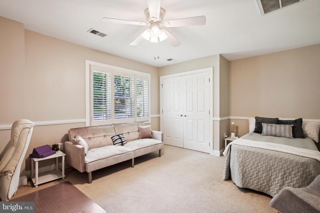 1409 Wynhurst Ln