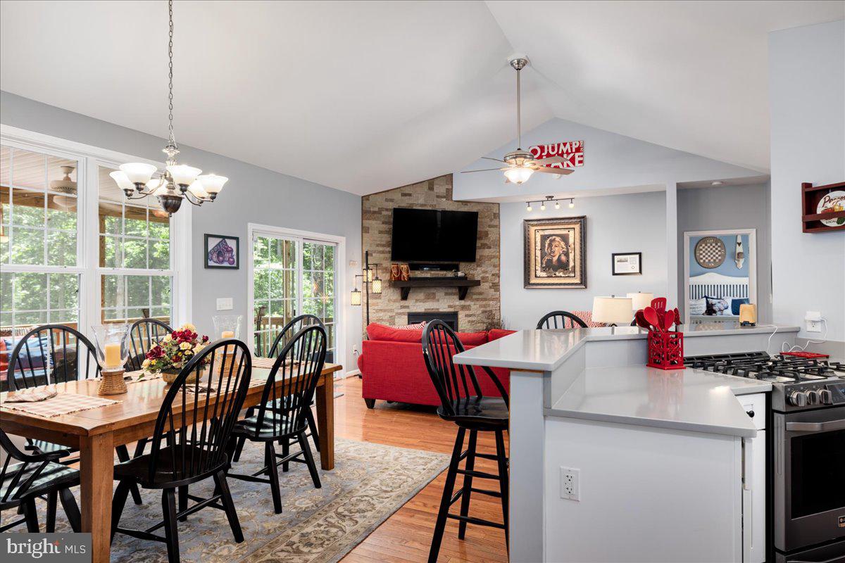 1346 Alma Gaynelle Dr