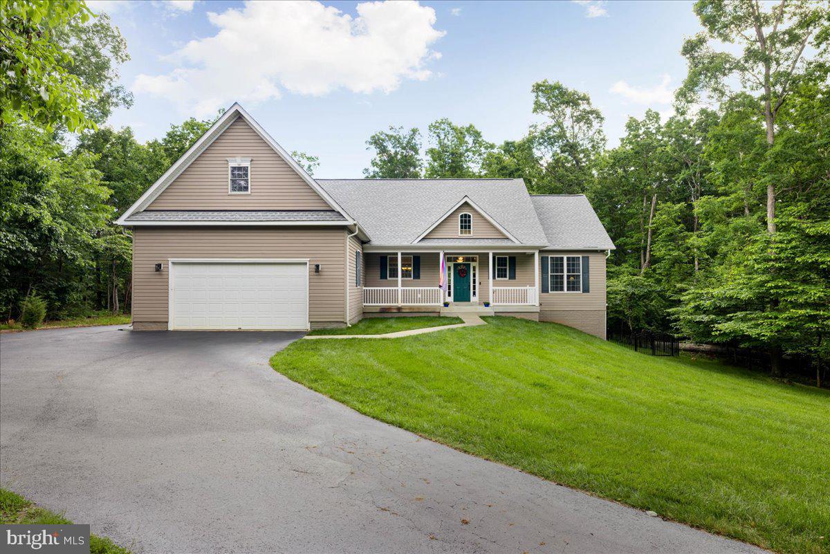 1346 Alma Gaynelle Dr