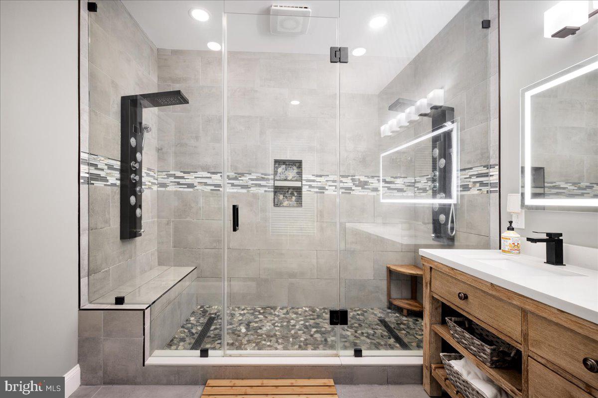 1346 Alma Gaynelle Dr