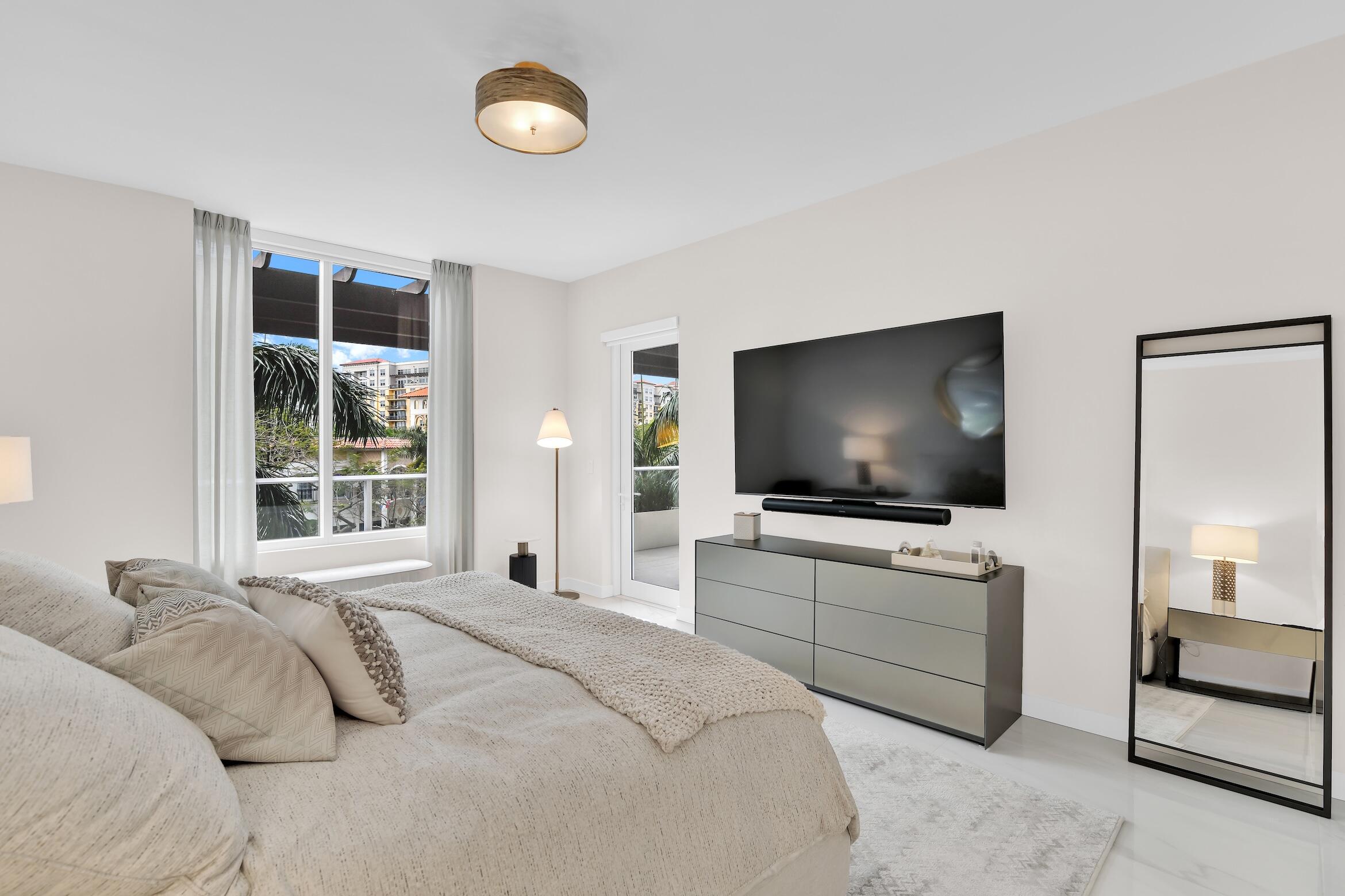 220 SE Mizner Boulevard 308