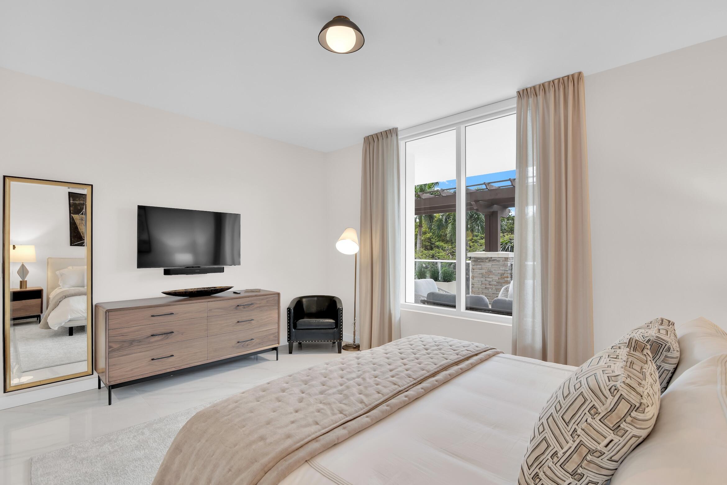 220 SE Mizner Boulevard 308