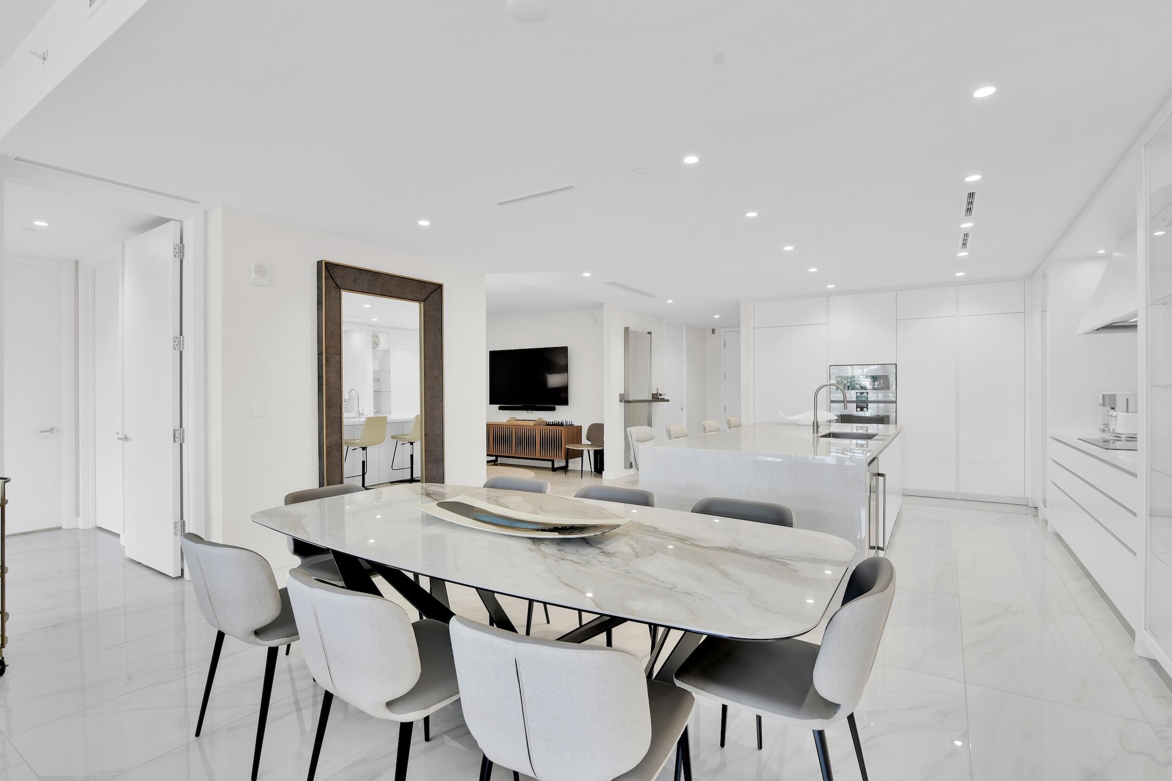 220 SE Mizner Boulevard 308