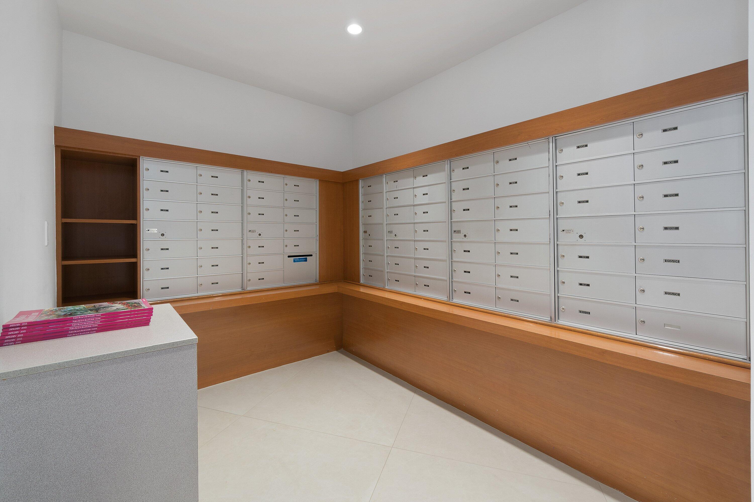 700 S Ocean Boulevard 705
