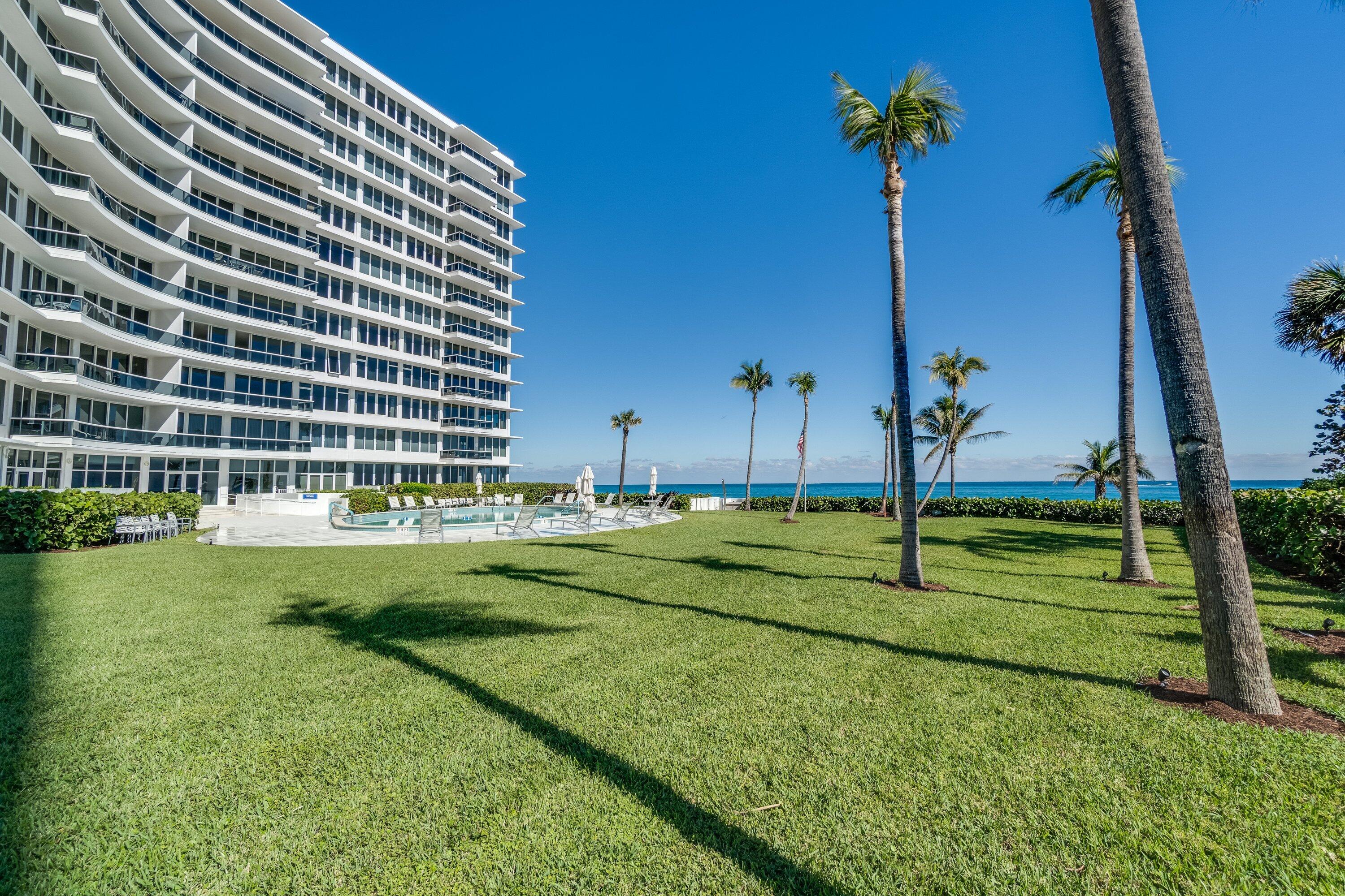 700 S Ocean Boulevard 705