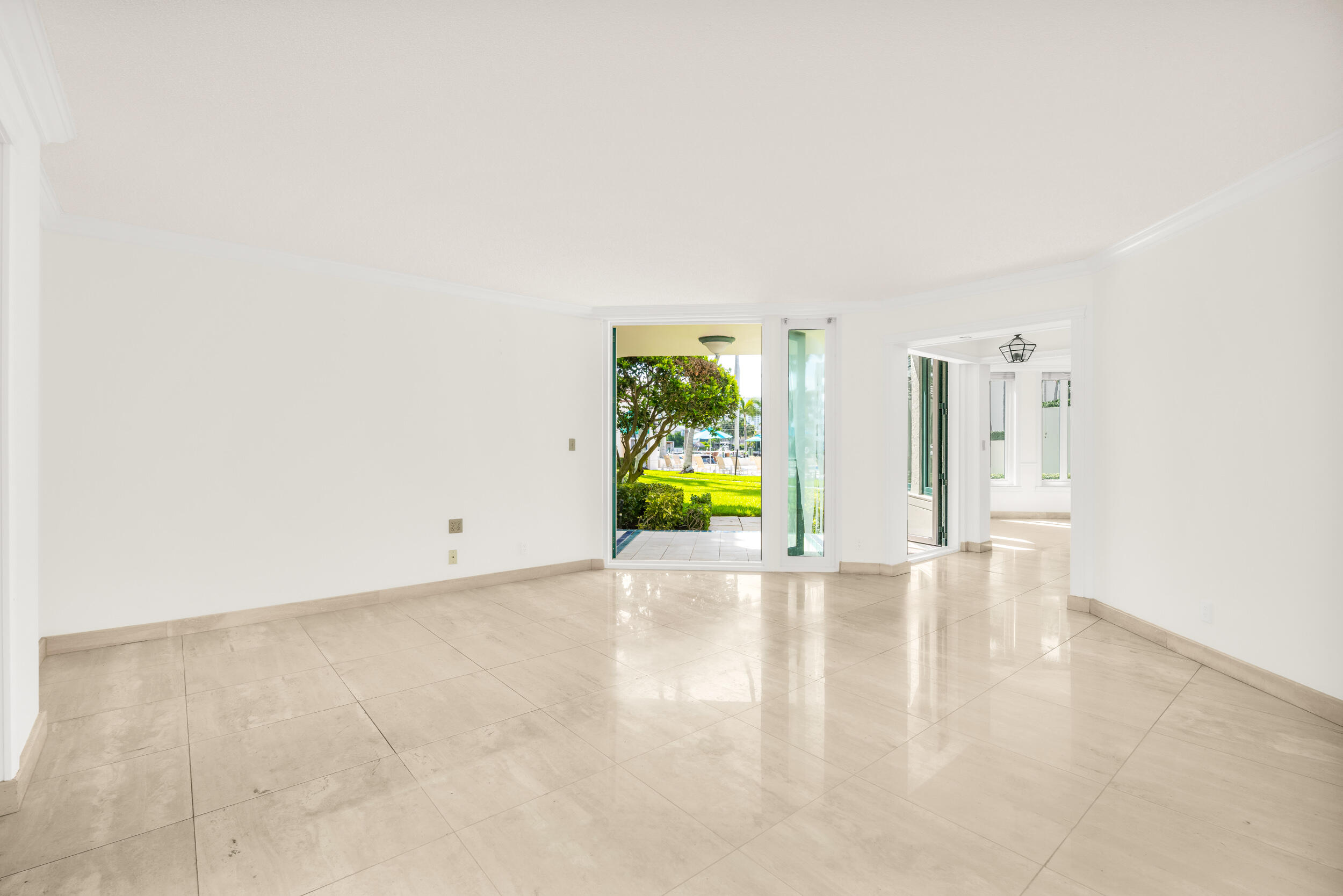 100 SE 5th Avenue 107