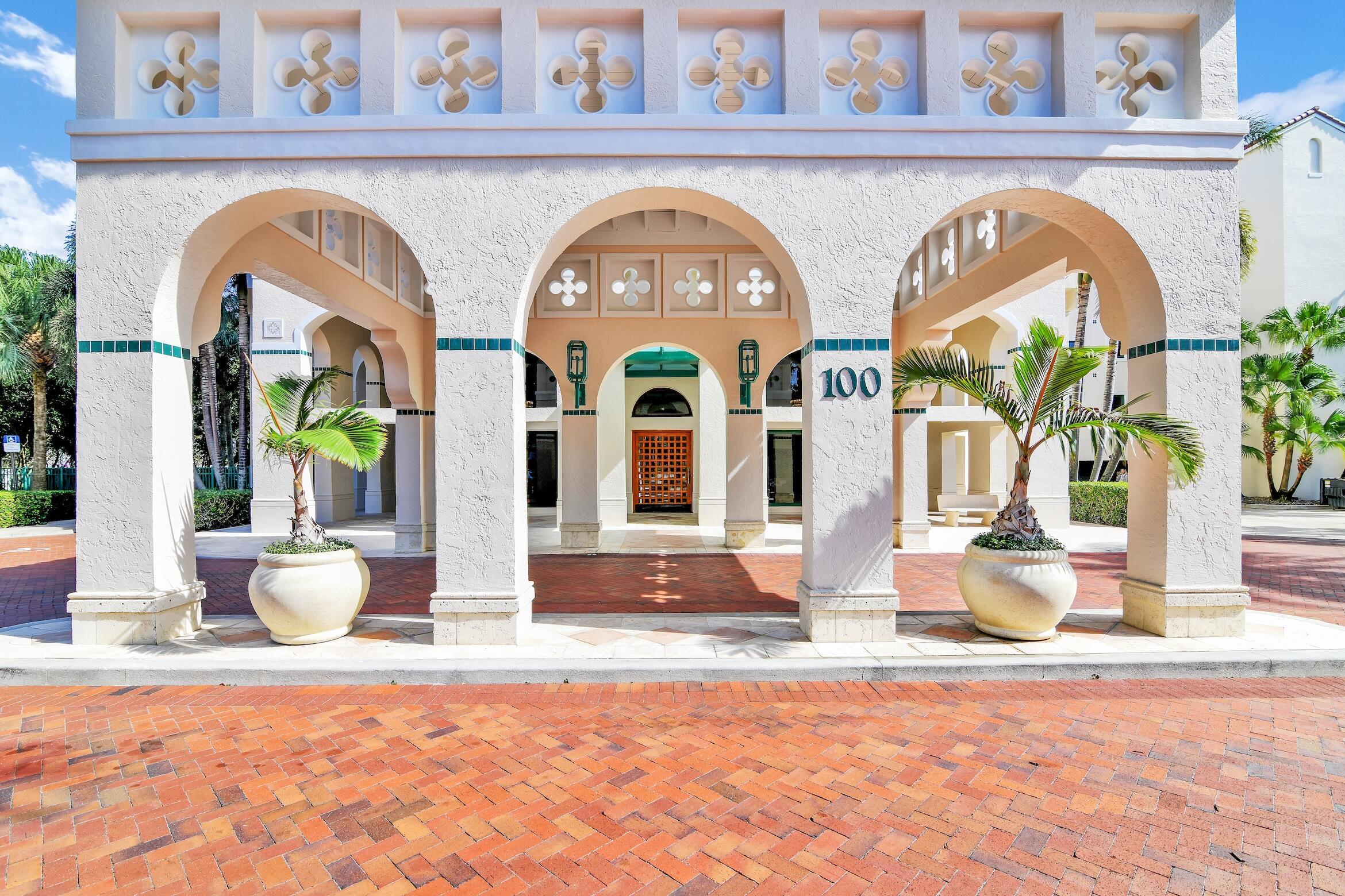 100 SE 5th Avenue 107