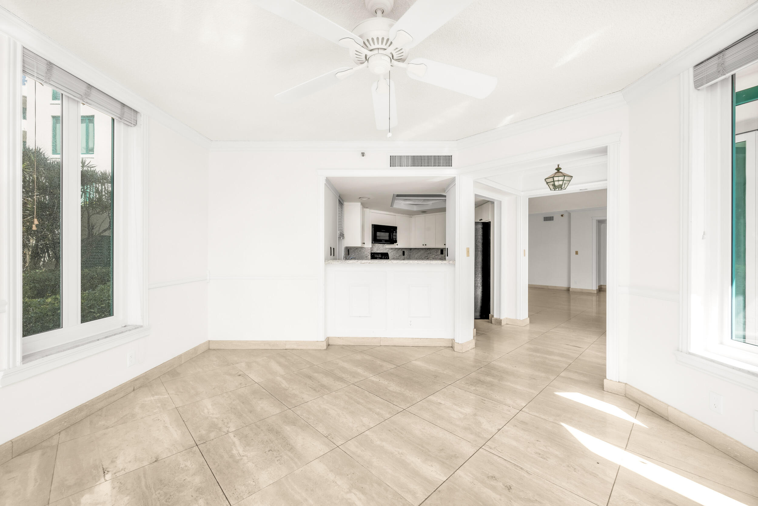 100 SE 5th Avenue 107